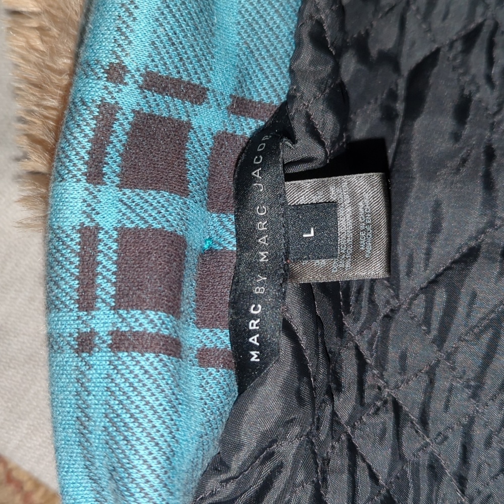 Jacket - Picture 3 of 4